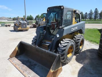 Main image John Deere 328D